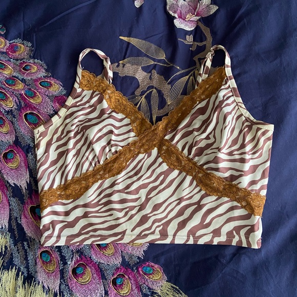 Zebra lace cami top - Picture 4 of 6